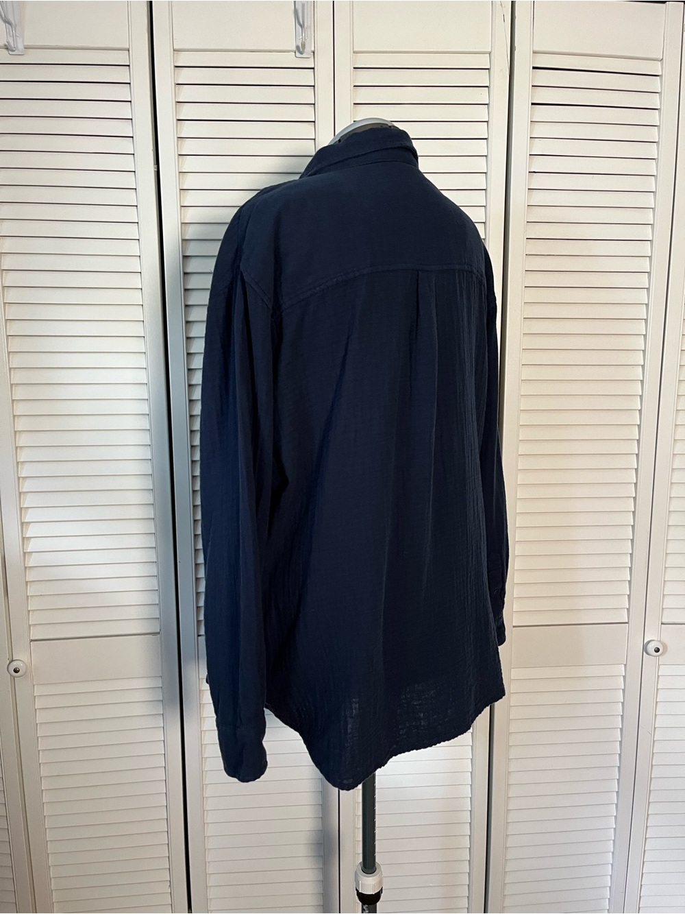 Aritzia Little Moon AirPlush Cotton™ Sail Shirt Vintage Navy XL - Picture 8 of 14